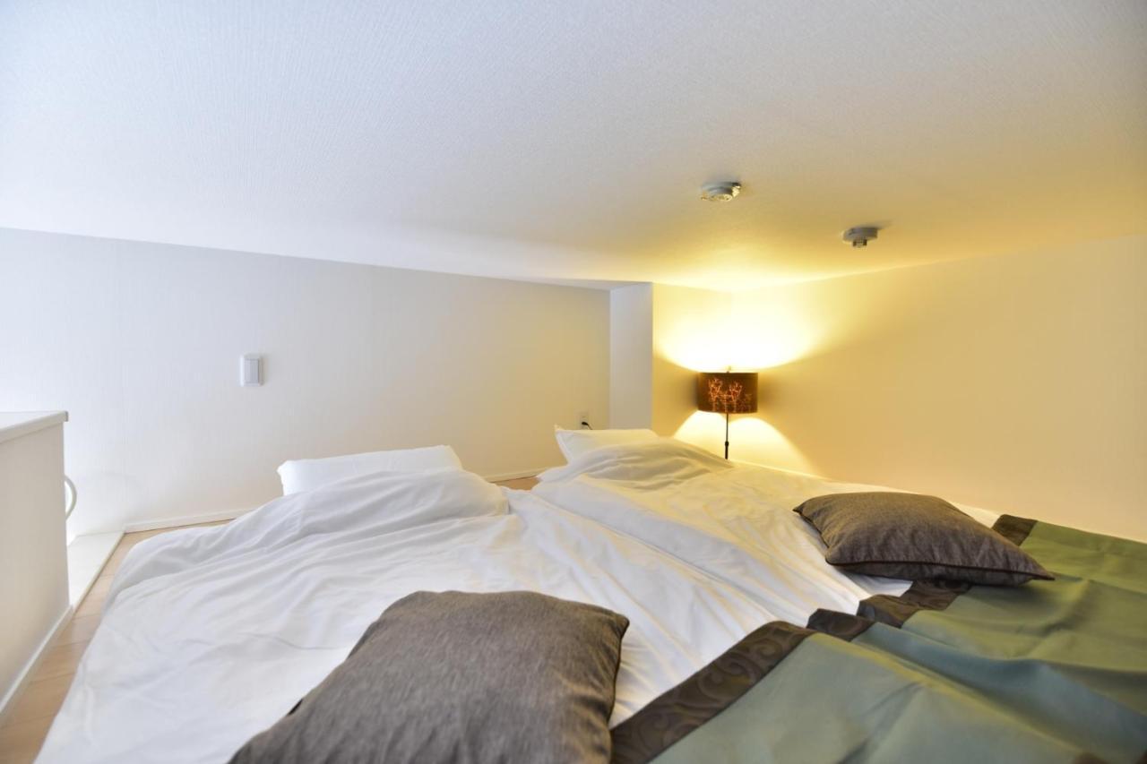 モノトーン難波 Apartman Oszaka Kültér fotó